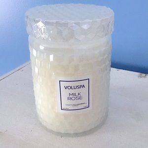 New Voluspa Milk Rose 18 oz Scented Candle In Box